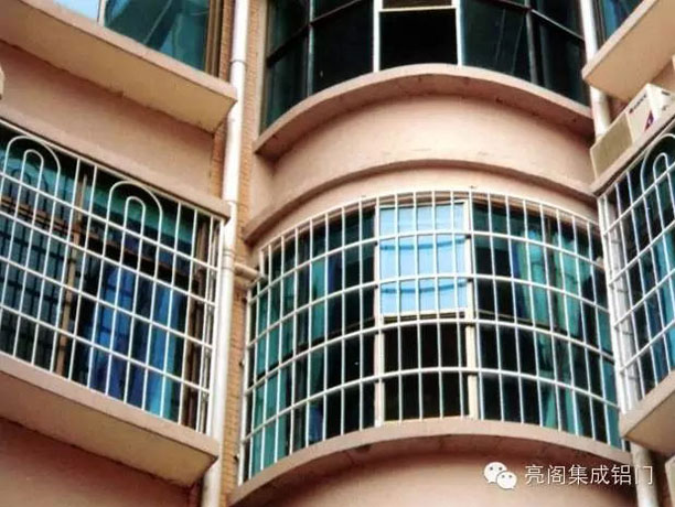 鋁門(mén)窗廠(chǎng)家鋁合金門(mén)窗十大品牌,鋁門(mén)窗十大品牌,檢驗門(mén)窗安全方法