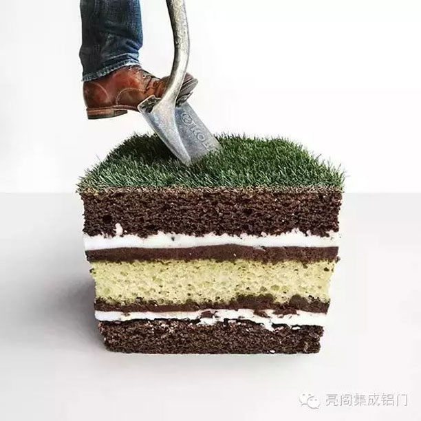 鋁門(mén)窗廠(chǎng)家,鋁合金門(mén)窗代理,鋁門(mén)窗十大品牌－－草坪+蛋糕