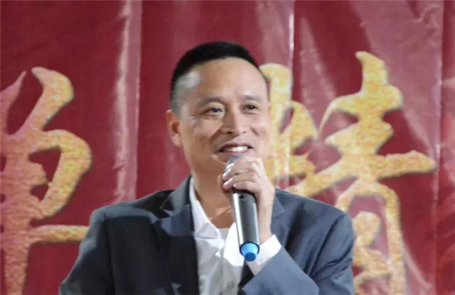 亮閣門(mén)窗晚會(huì )｜聚焦訂單，精益蛻變！幸福都是奮斗出來(lái)的。