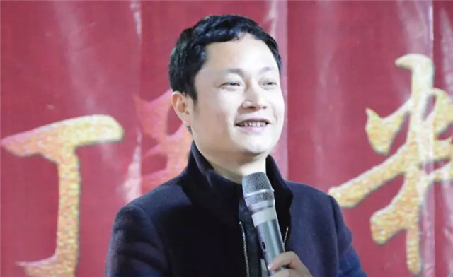 亮閣門(mén)窗晚會(huì )｜聚焦訂單，精益蛻變！幸福都是奮斗出來(lái)的。