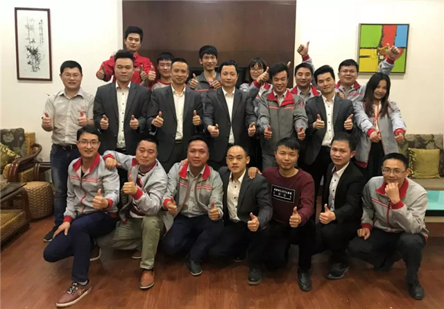 亮閣門(mén)窗｜家庭文化系列報道之——傳承孝道文化！